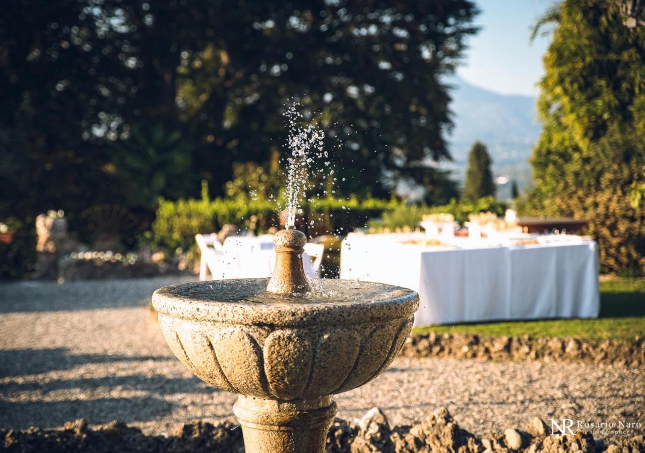 Villa Ghiringhelli Azzate Eksteriør billede