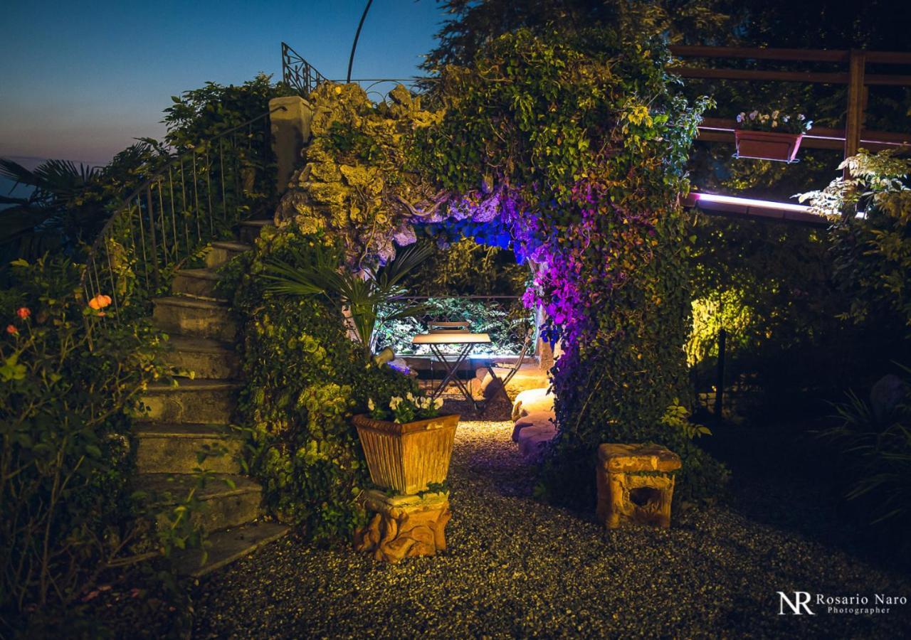 Villa Ghiringhelli Azzate Eksteriør billede