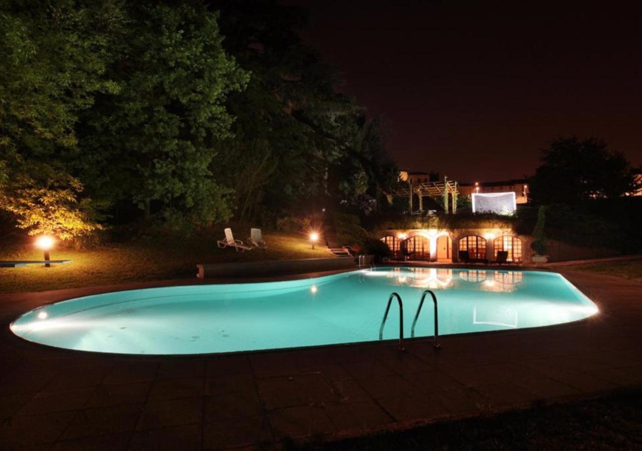 Villa Ghiringhelli Azzate Eksteriør billede