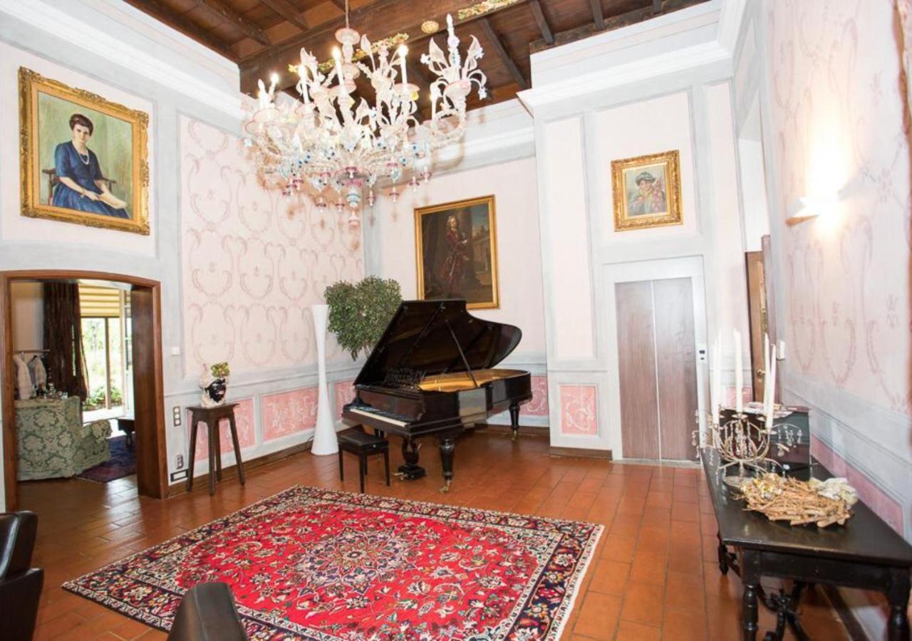Villa Ghiringhelli Azzate Eksteriør billede