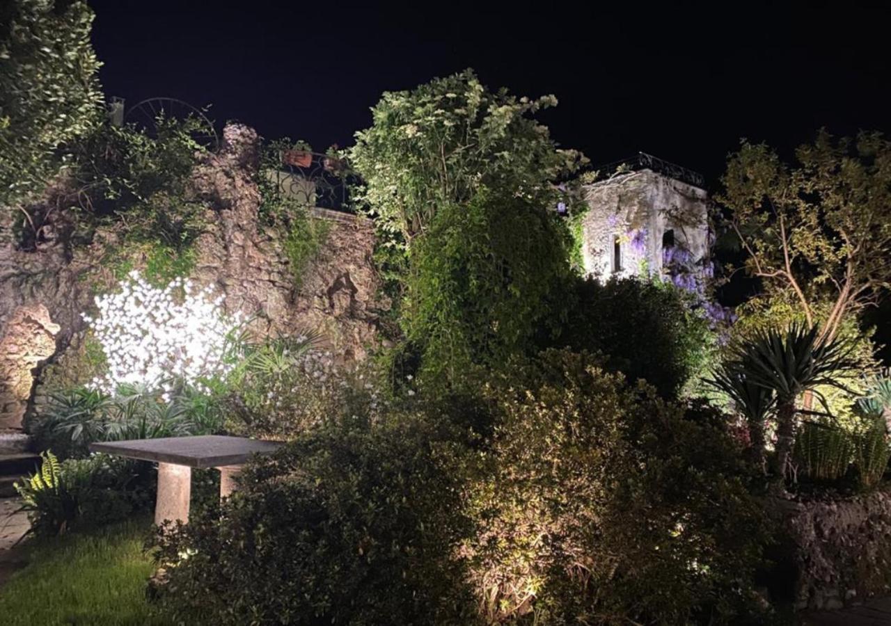 Villa Ghiringhelli Azzate Eksteriør billede
