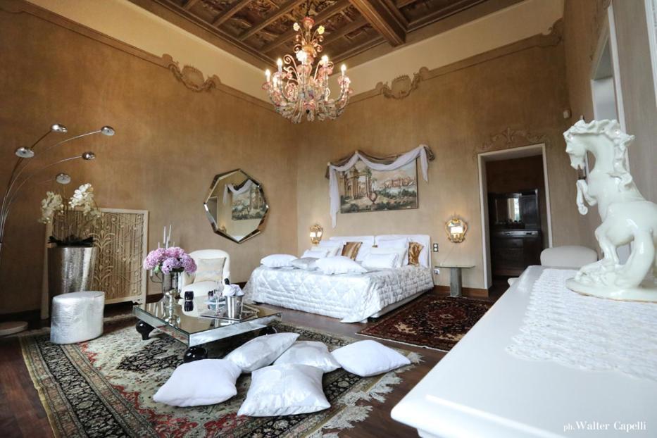 Villa Ghiringhelli Azzate Eksteriør billede
