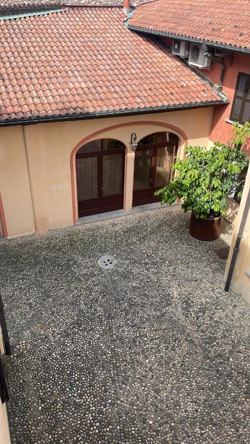 Villa Ghiringhelli Azzate Eksteriør billede